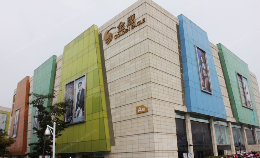 岑巩金鹰奥莱城